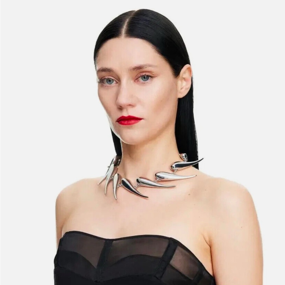H&M Mugler collab necklace